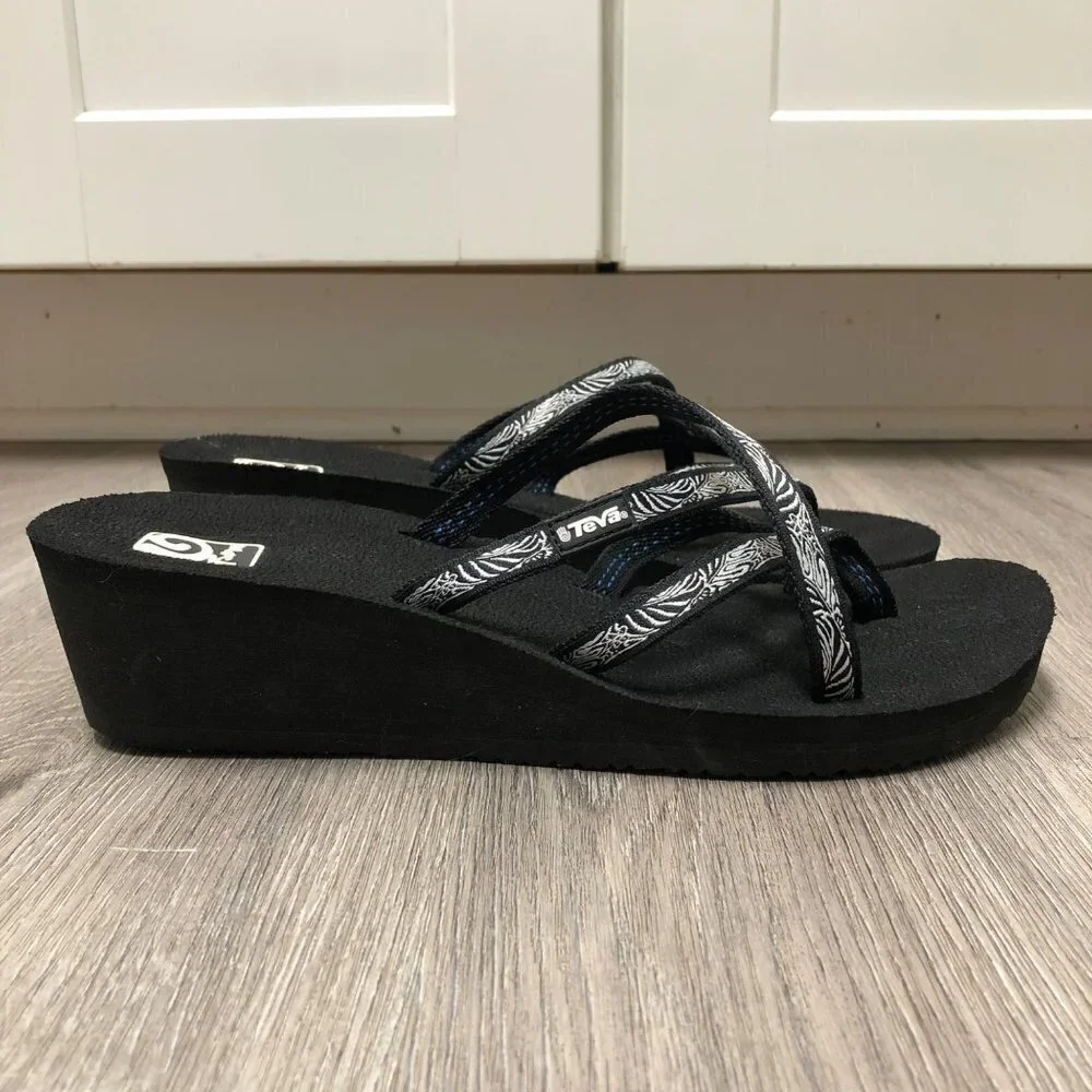 Teva women size